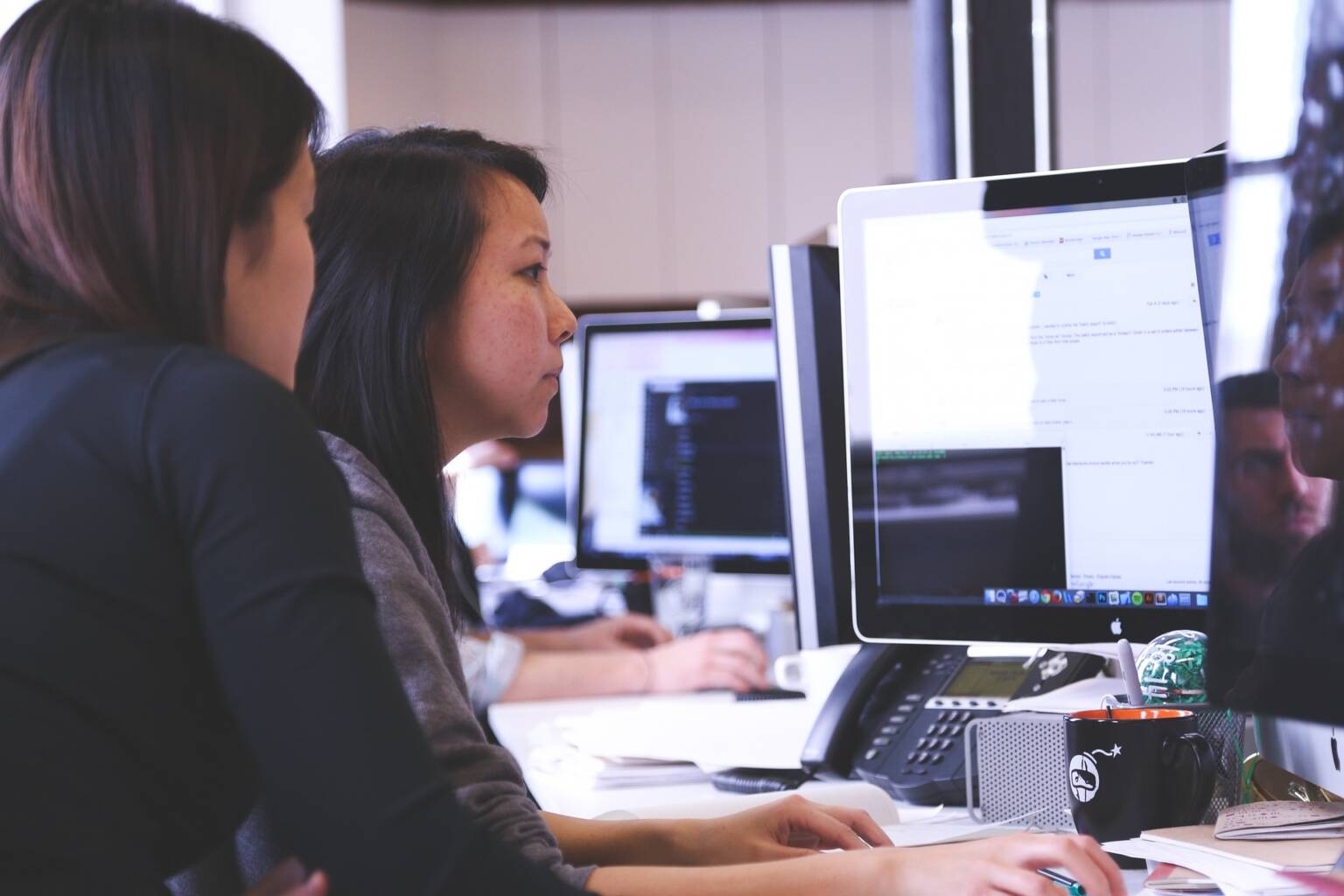 Gender Pay Gap Narrows | Employment Law &Amp; Settlement Agreement Solicitors 1 Gender Pay Gap Image 2023 334